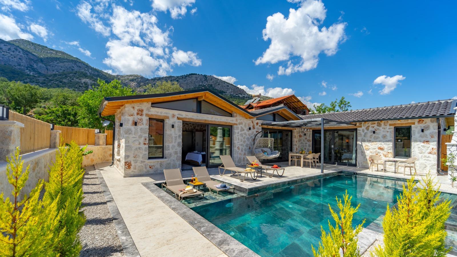 Luxury Villa with Private Pool