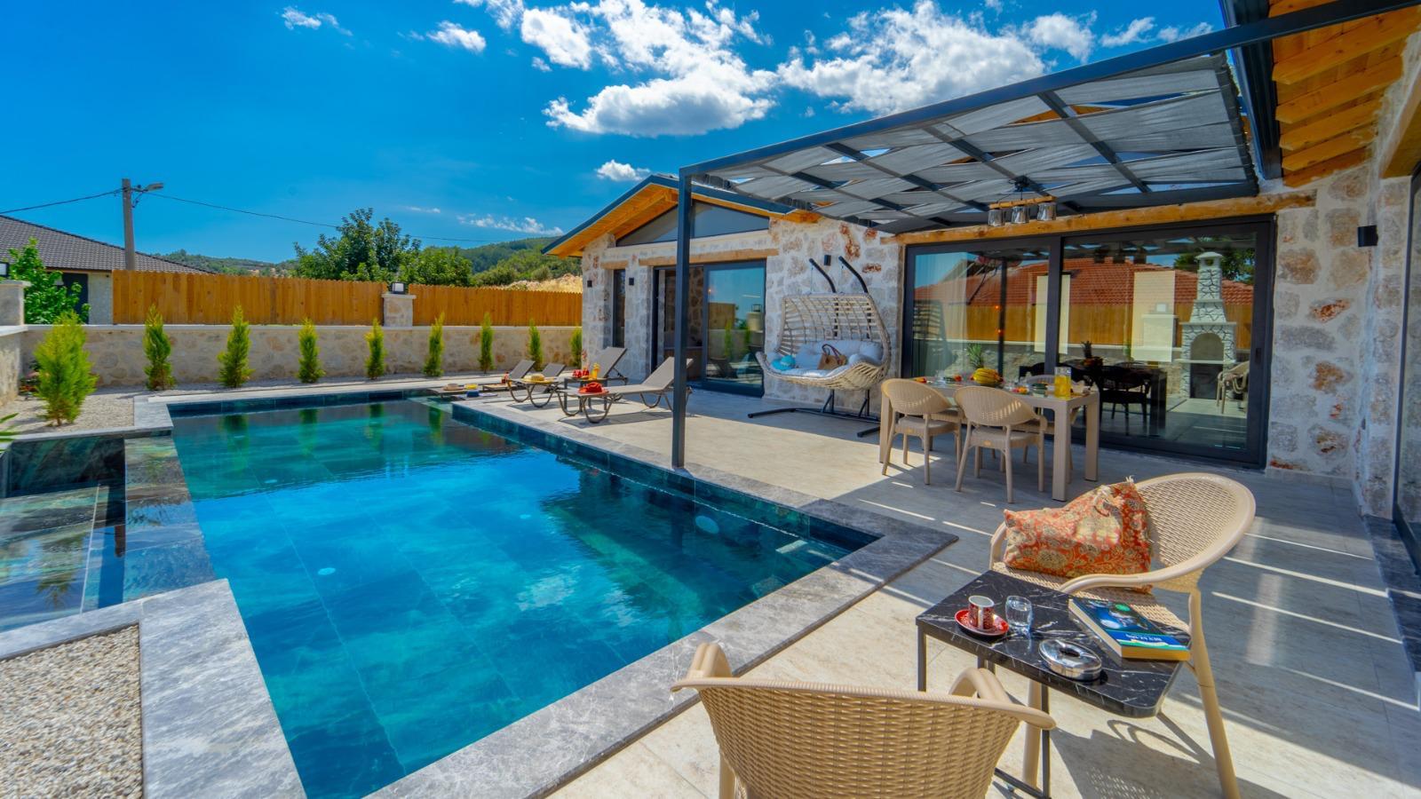 Luxury Villa with Private Pool — 21