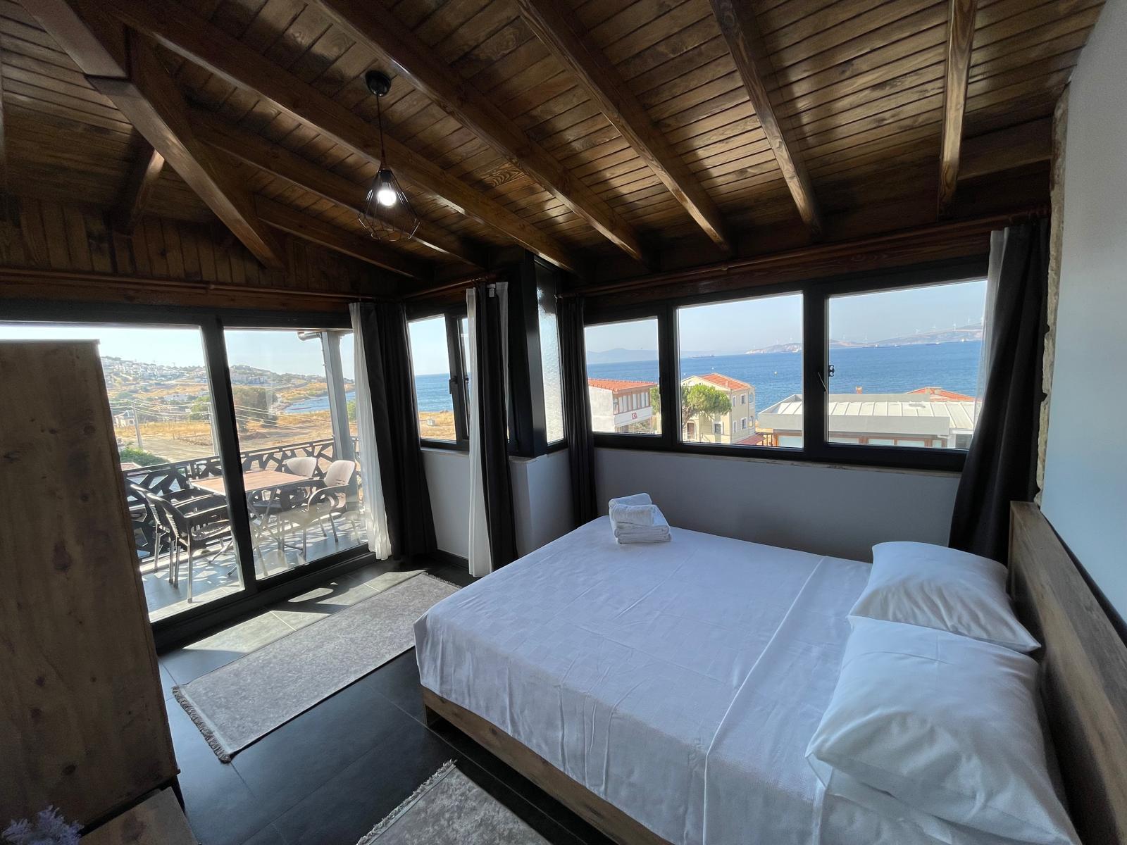 1+1 APARTMENT IN YENİFOÇA