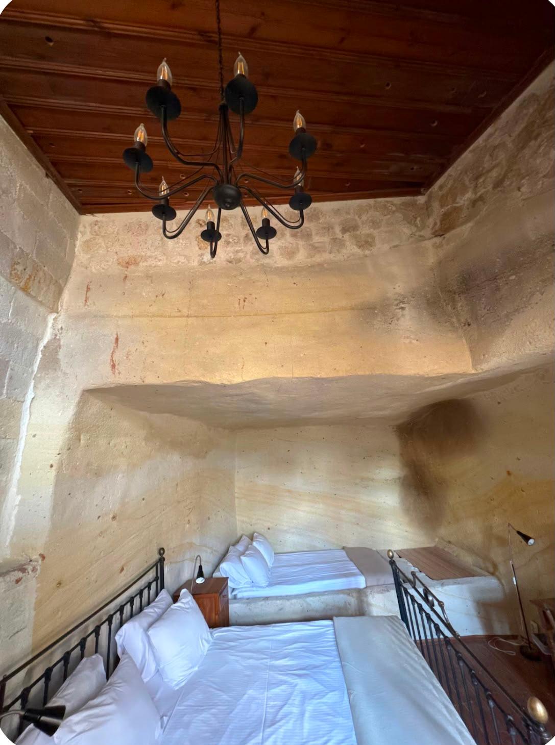 Labyrinth Cave House — 8