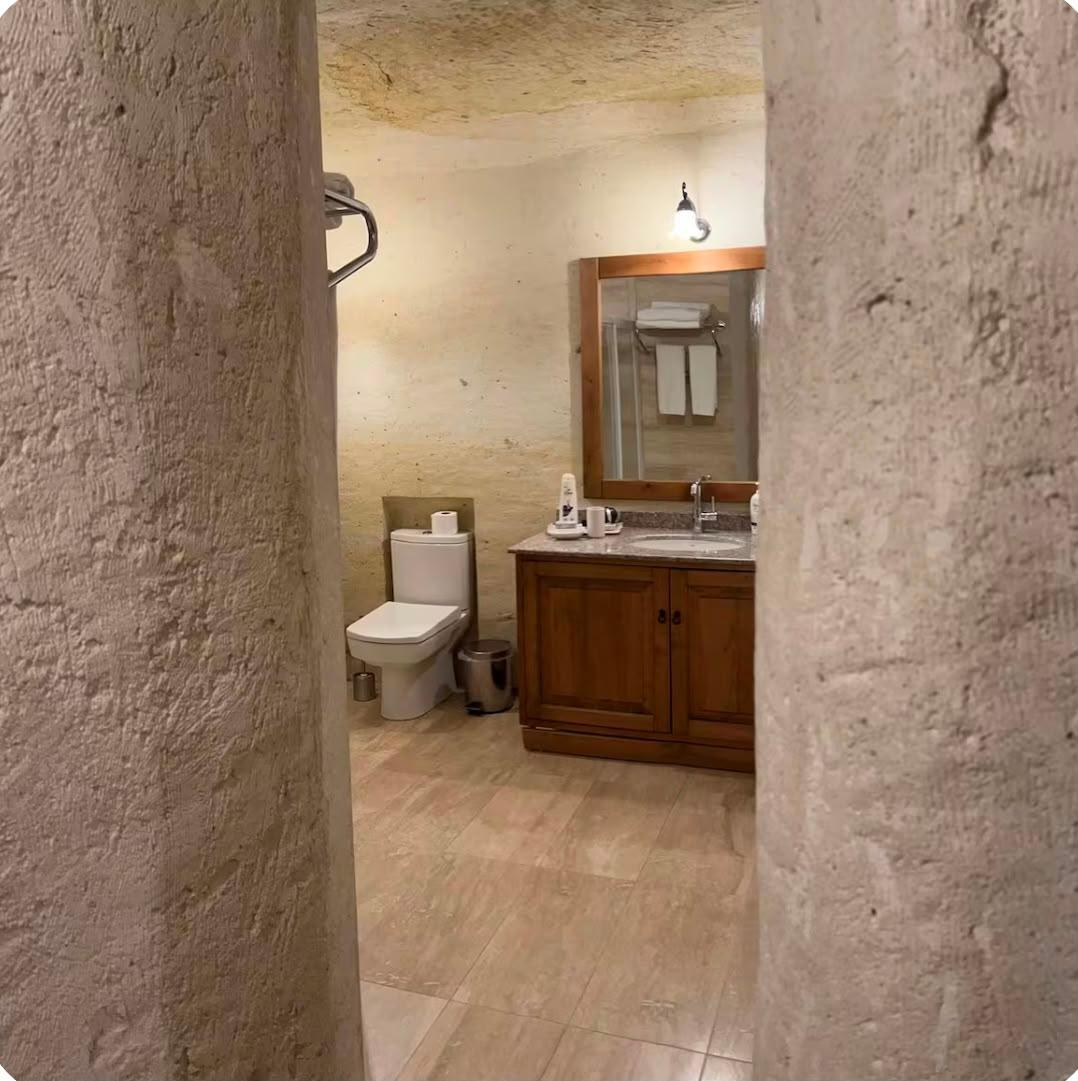 Labyrinth Cave House — 12
