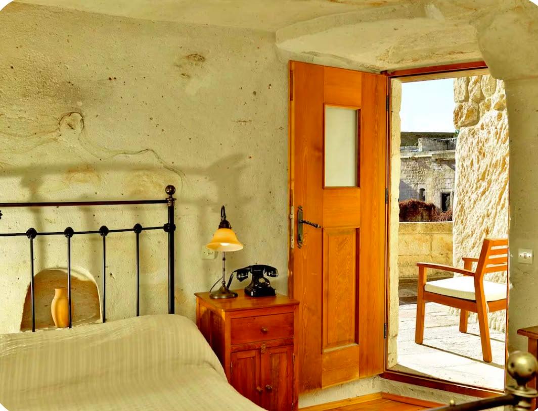 Labyrinth Cave House — 7