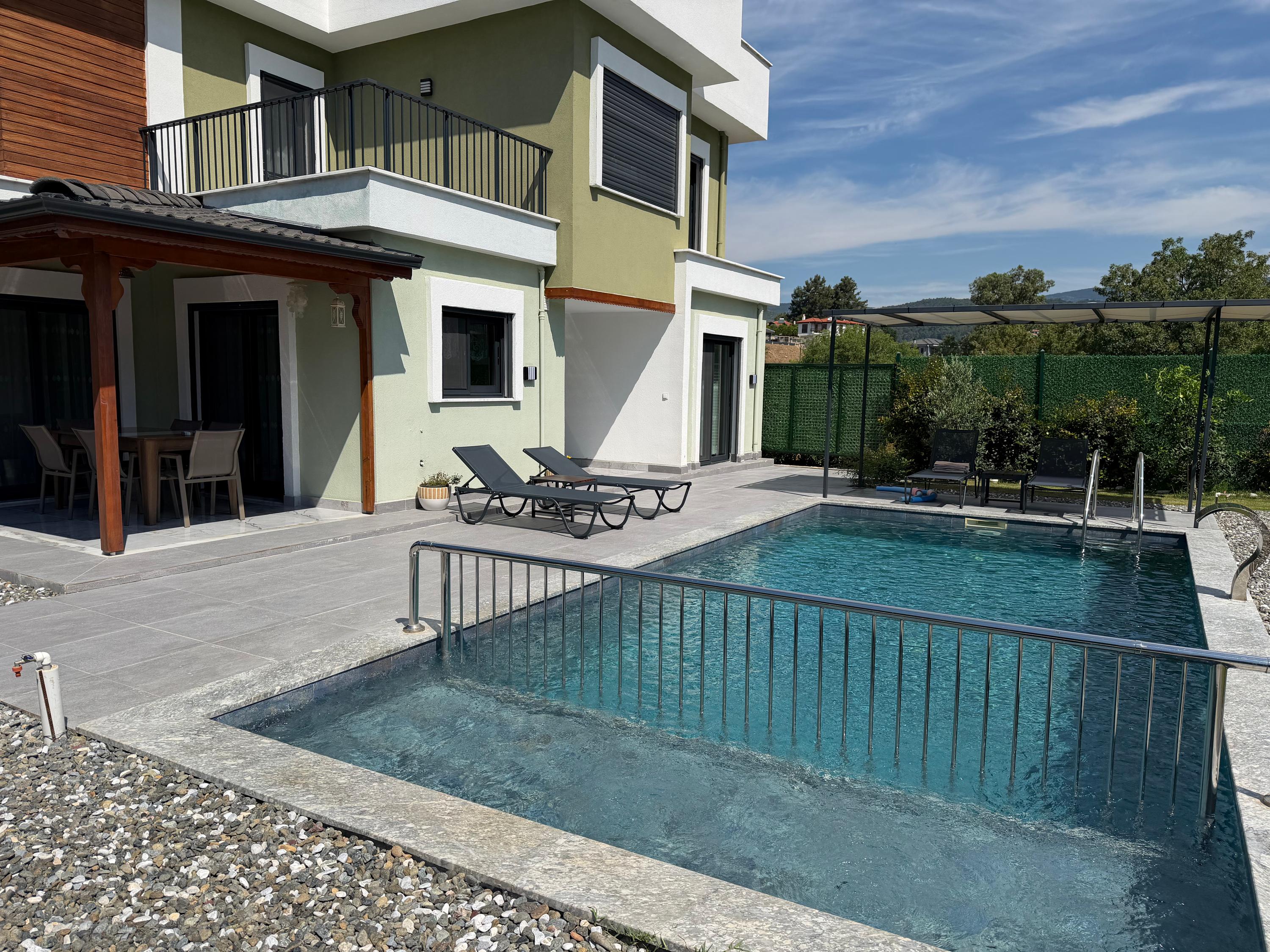Private Pool Villa Green Olive with Secluded Garden — 2