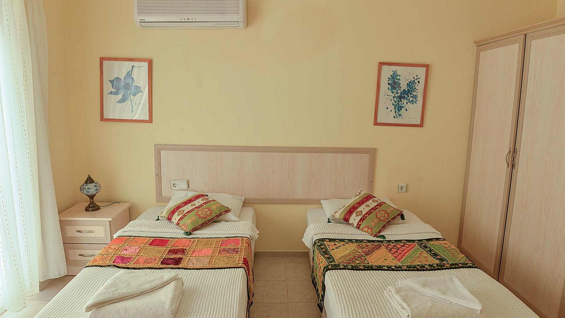 3+1 FULL SEA VIEW FOR 6 GUESTS — 18