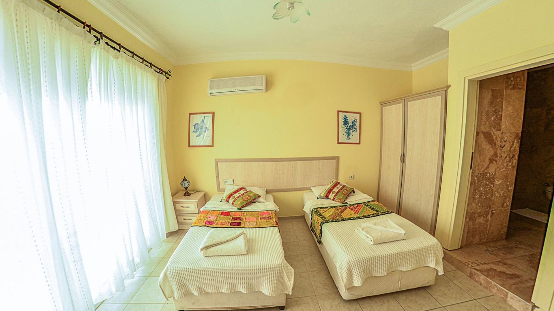 3+1 FULL SEA VIEW FOR 6 GUESTS — 9