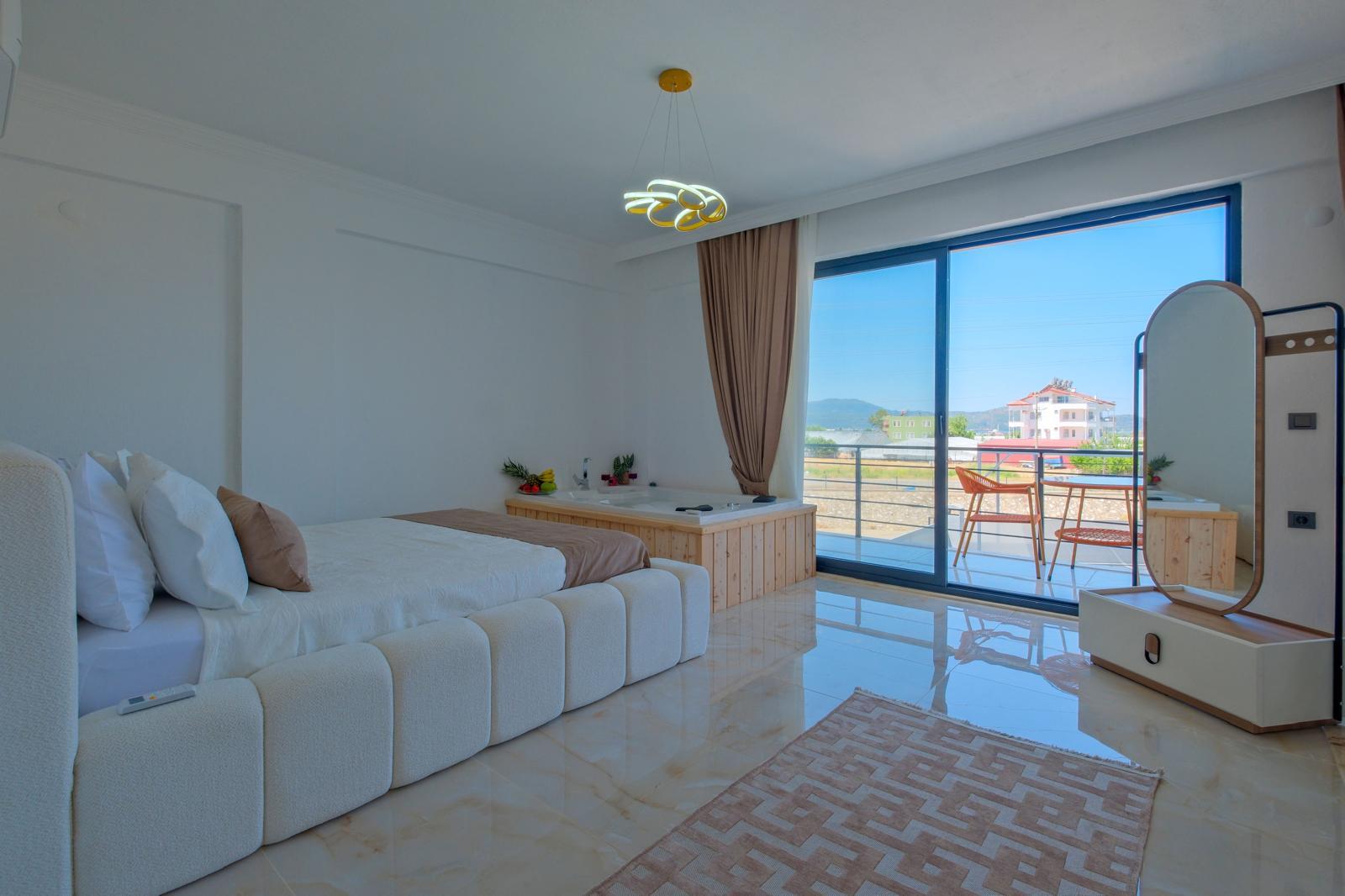 Balcony with Unique Fethiye Lights and Amazing Sunset — 26