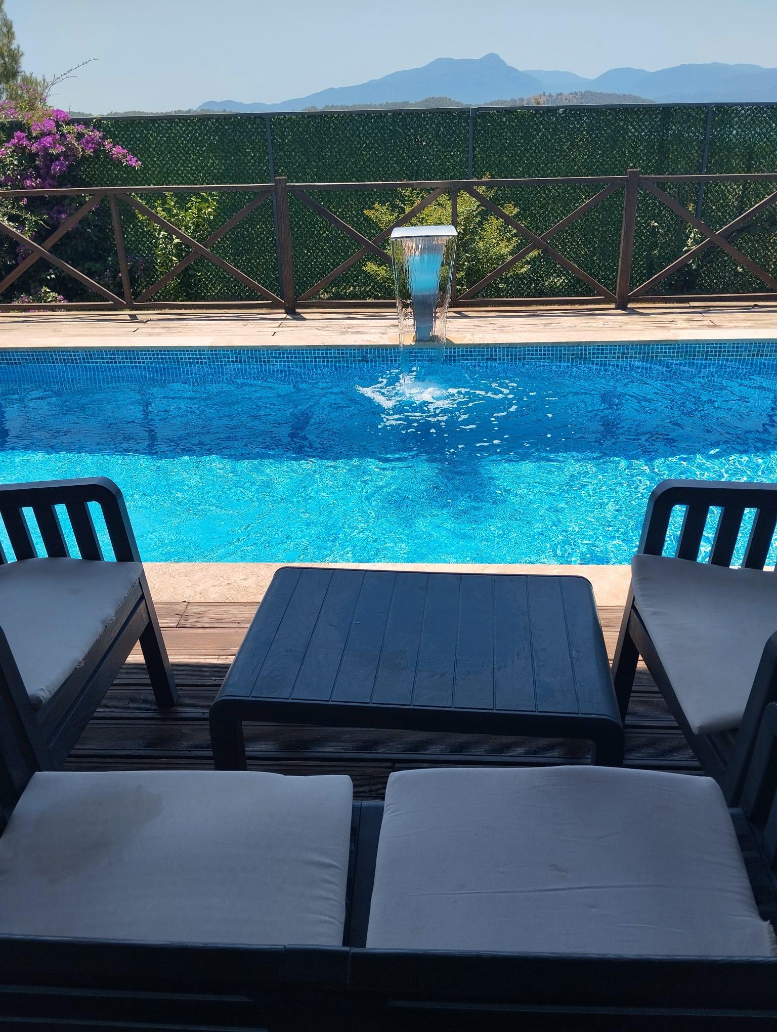 Private Pool Bungalow — 10