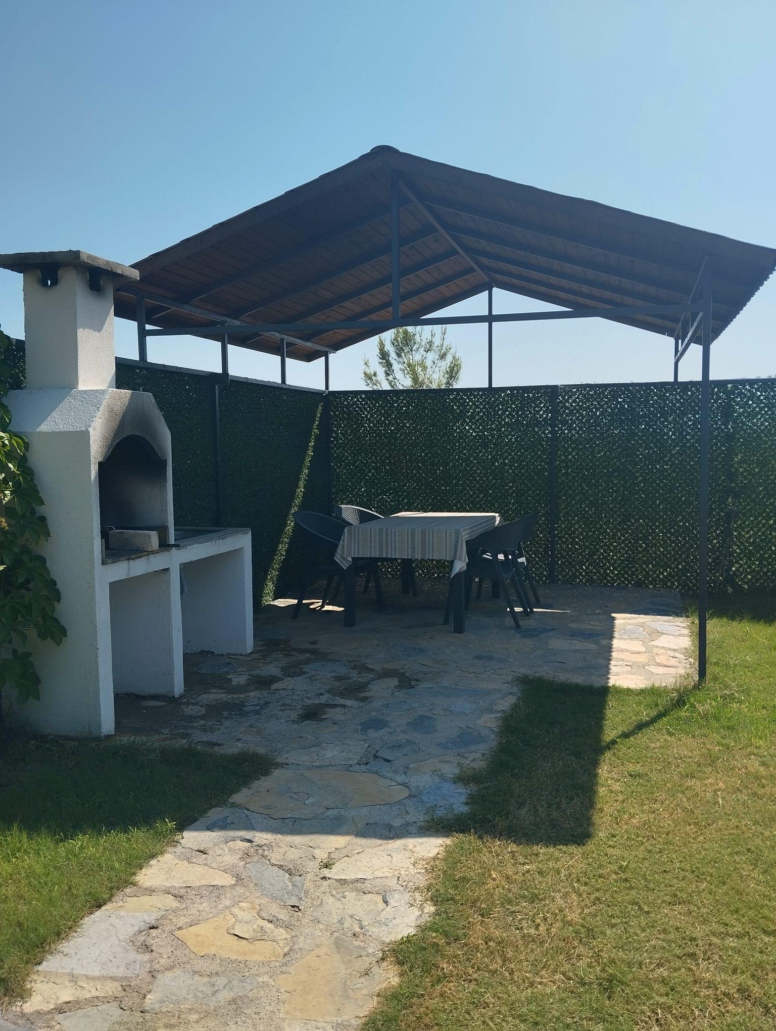Elegant Bungalow with Private Pool — 2