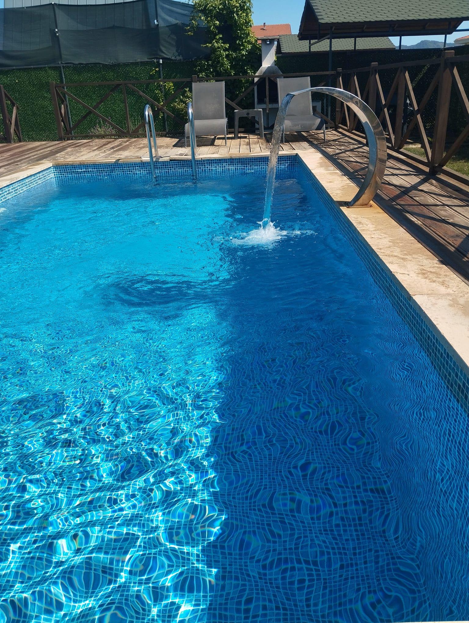 Elegant Bungalow with Private Pool — 9