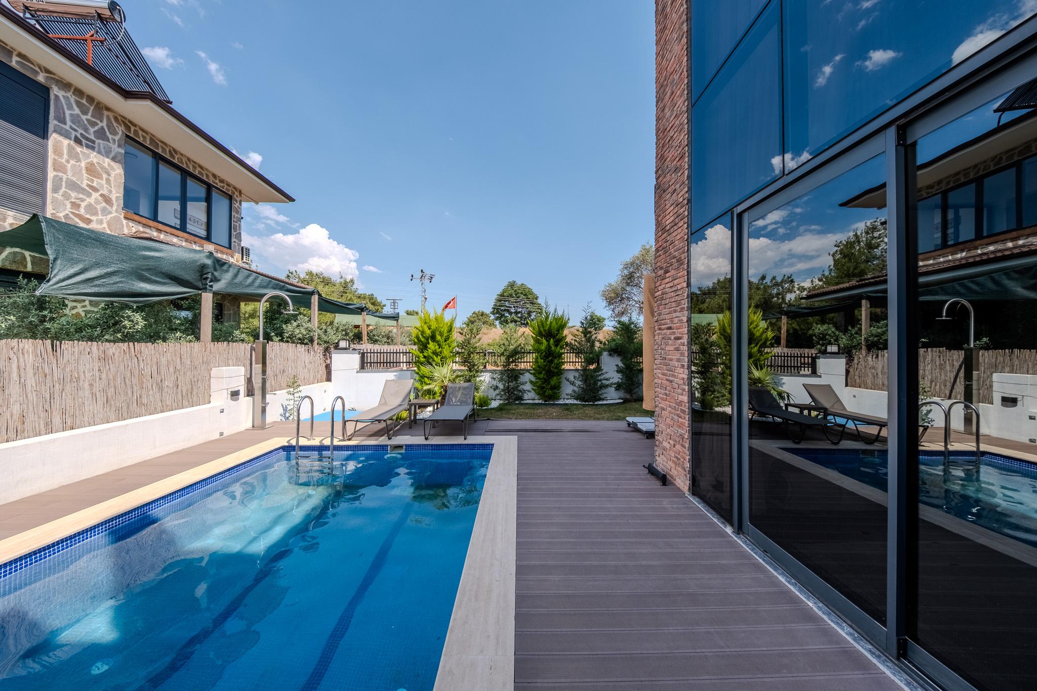 Garden Villa with Private Waterfall Pool — 14
