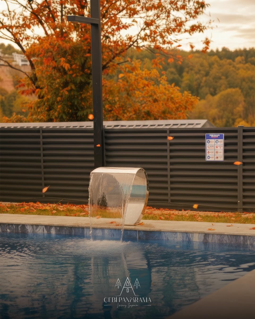 Pool & jacuzzi bliss in nature's heart — 2