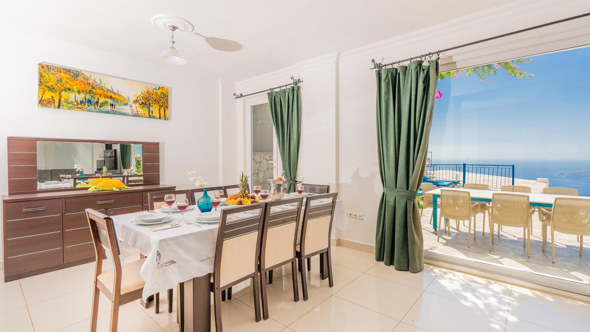 4+2 FULL SEA VIEW FOR 8 GUESTS — 33