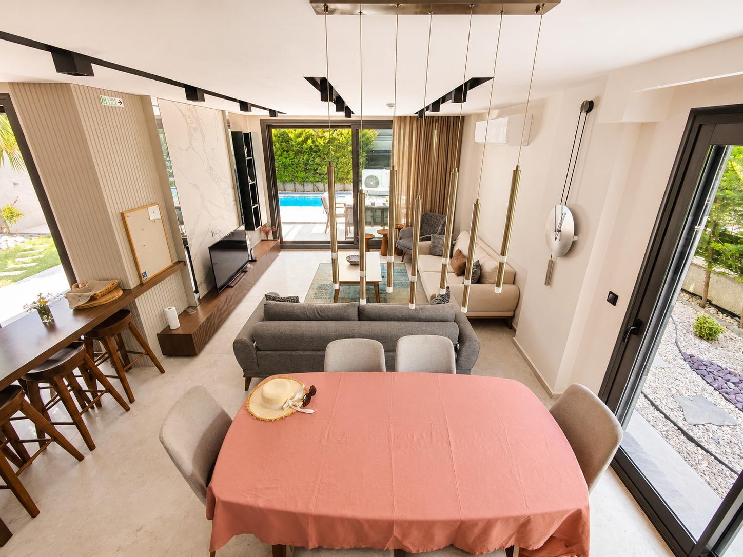 Spacious and Elegant Villa in Kuşadası — 9