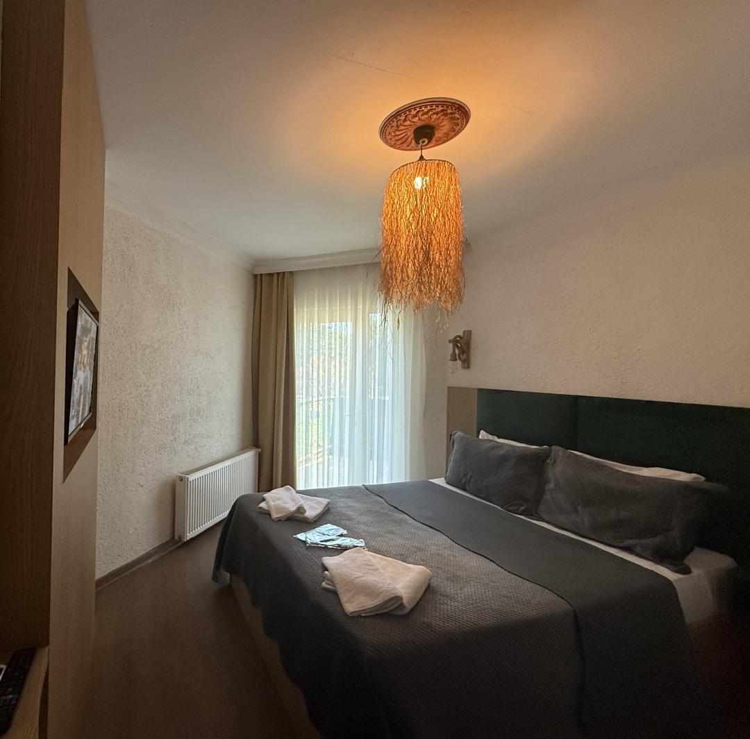 Room with Front Balcony — 2