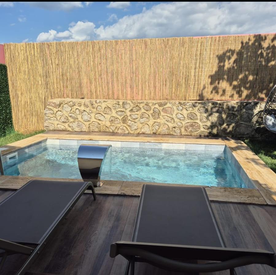 Room with Private Pool — 8