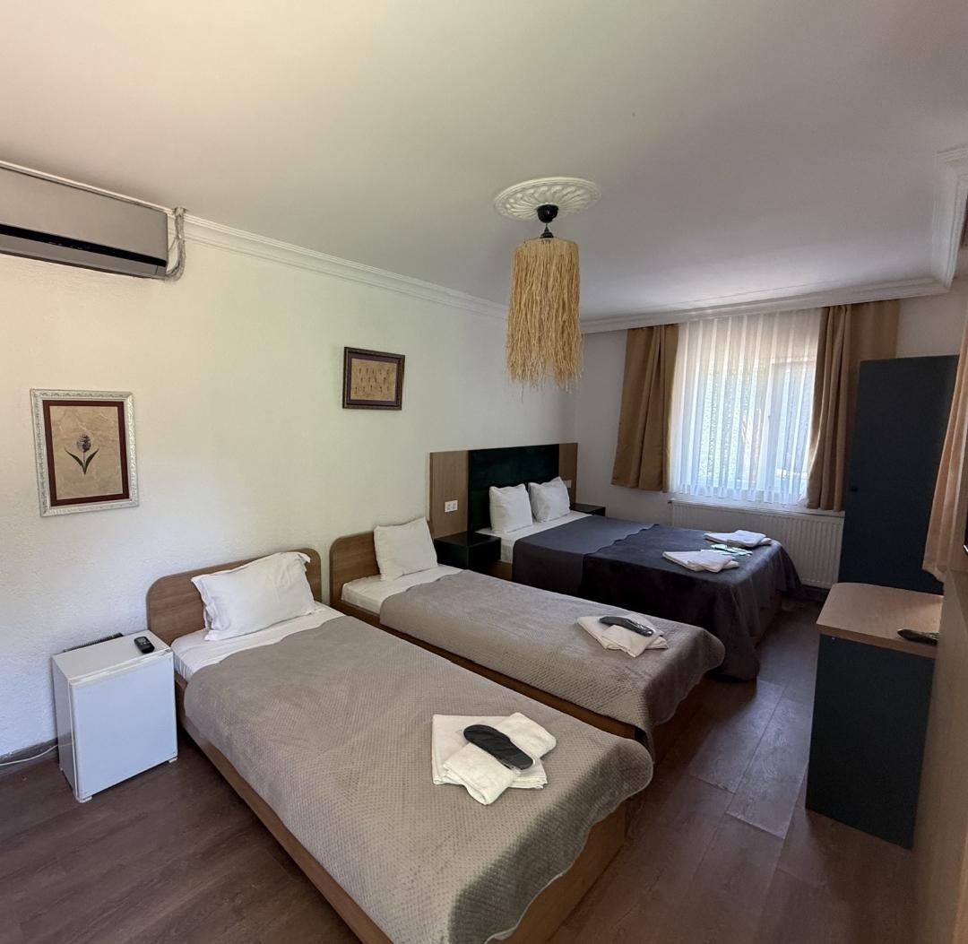 1+0 Room with Private Pool — 2