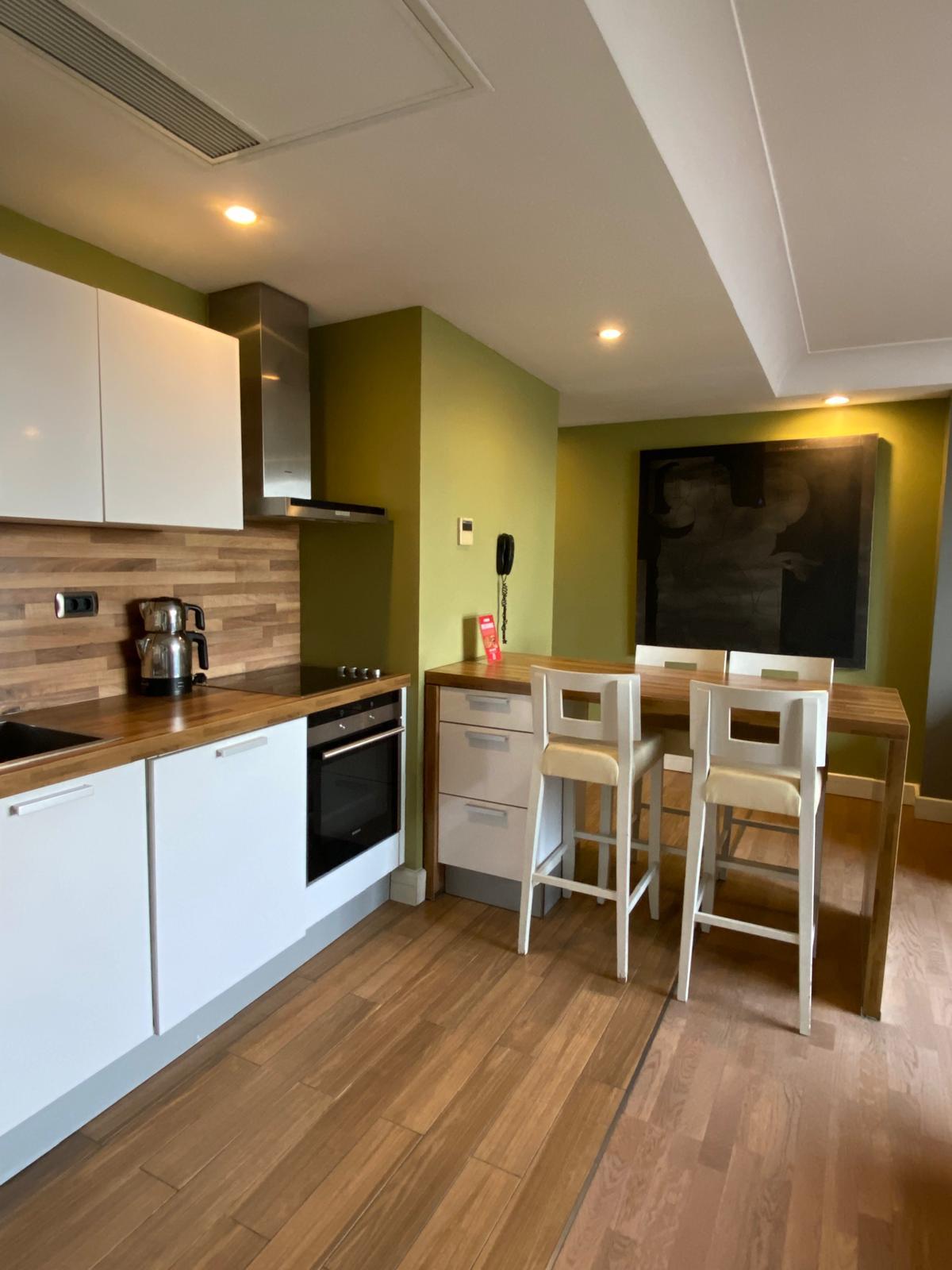 1 Bedroom Apartment with Kitchen — 5