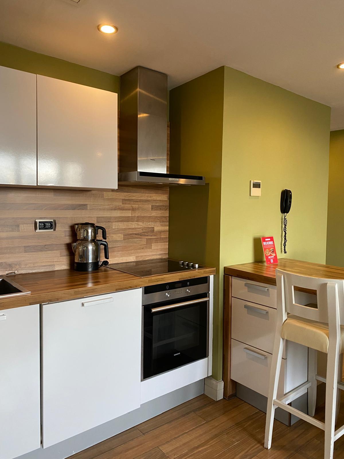 1 Bedroom Apartment with Kitchen — 4