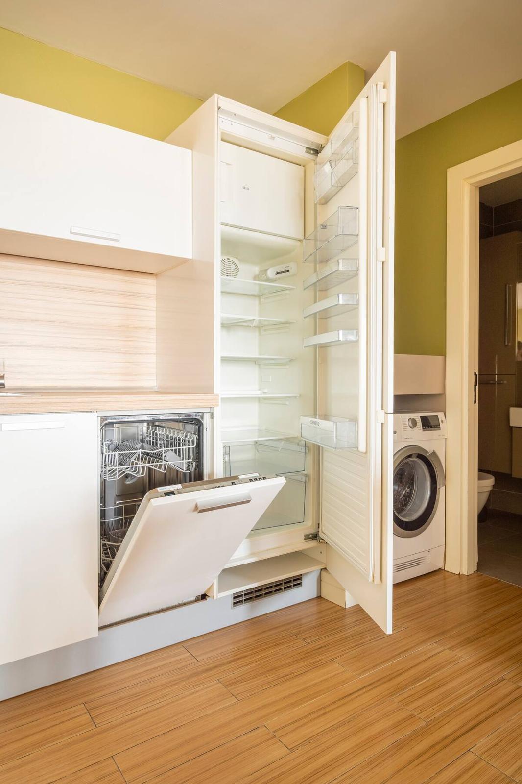 1 Bedroom Apartment with Kitchen — 2