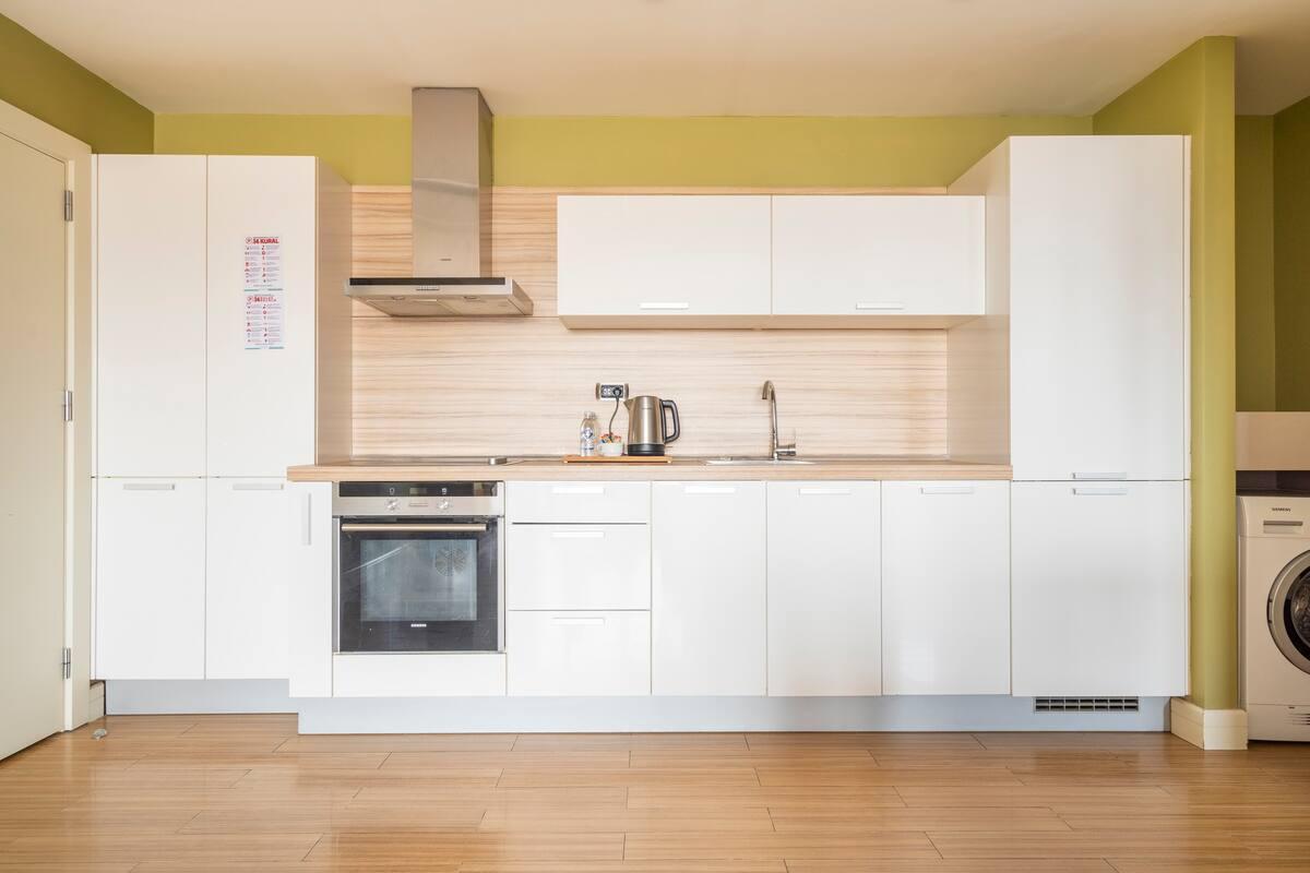 1 Bedroom Apartment with Kitchen — 3