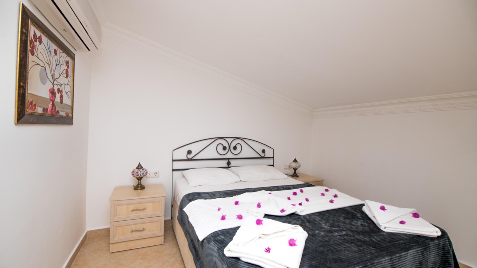 5+1 FULL SEA VIEW FOR 10 GUESTS — 2