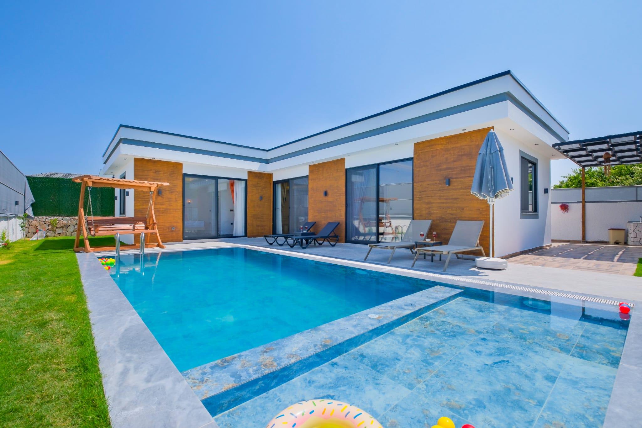 Private Pool Villa for a Peaceful Holiday — 14