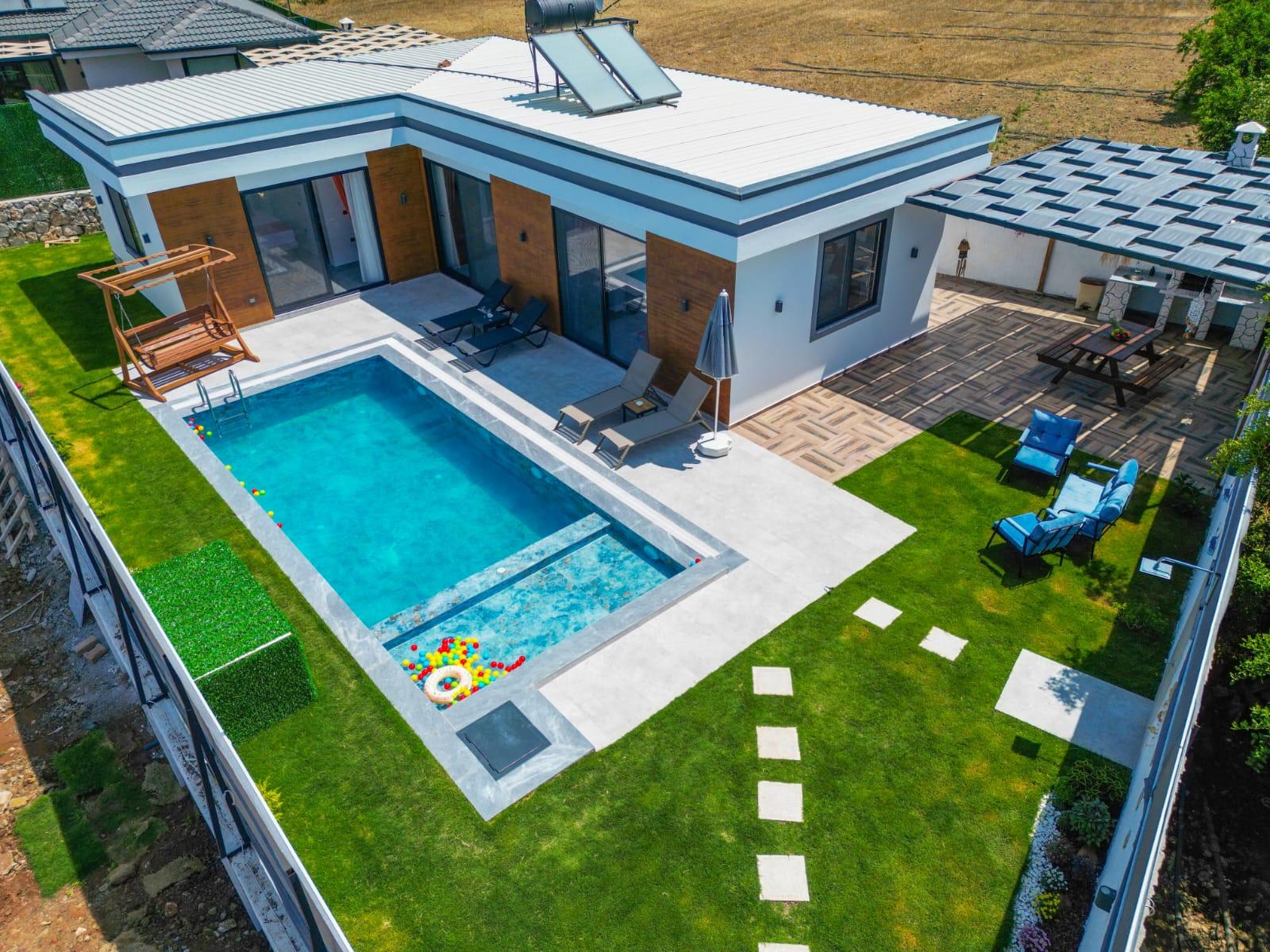 Private Pool Villa for a Peaceful Holiday — 2