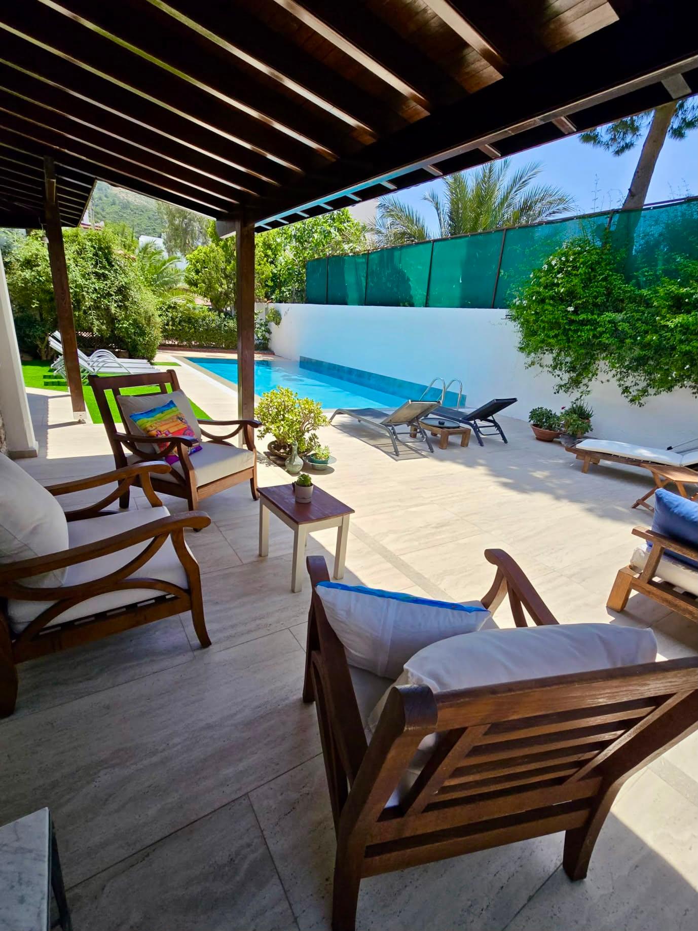 Amazing Villa with Private Pool — 4