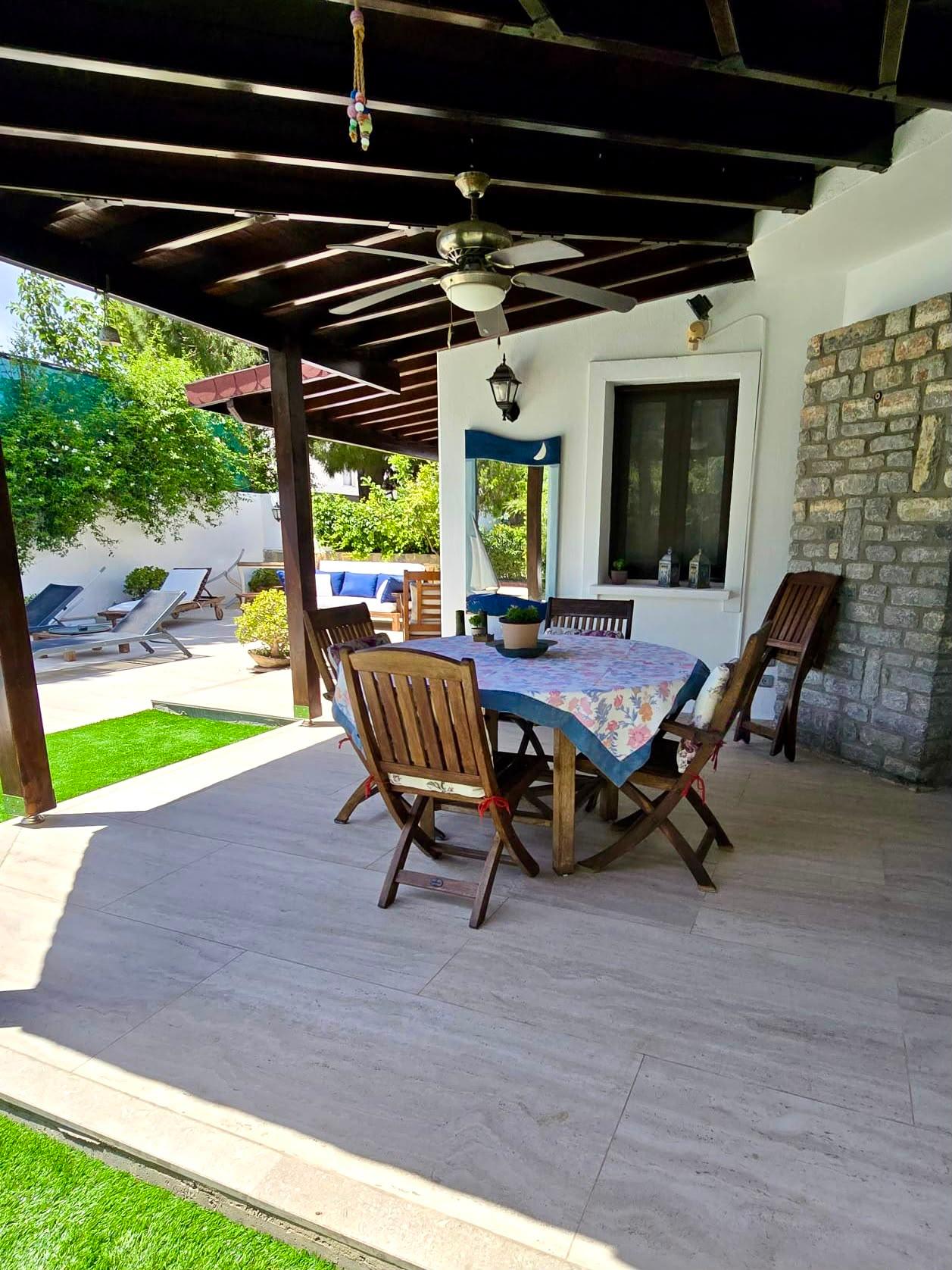 Amazing Villa with Private Pool — 5