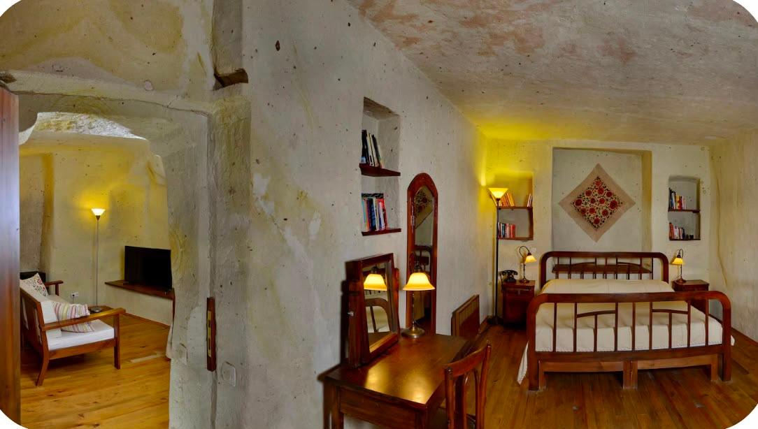 Twin Arch Cave House — 3