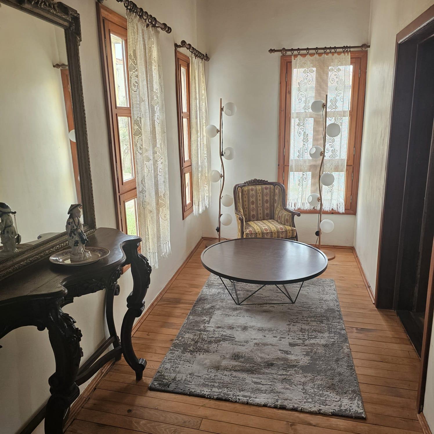 Private Mansion Experience with Peaceful Atmosphere — 12