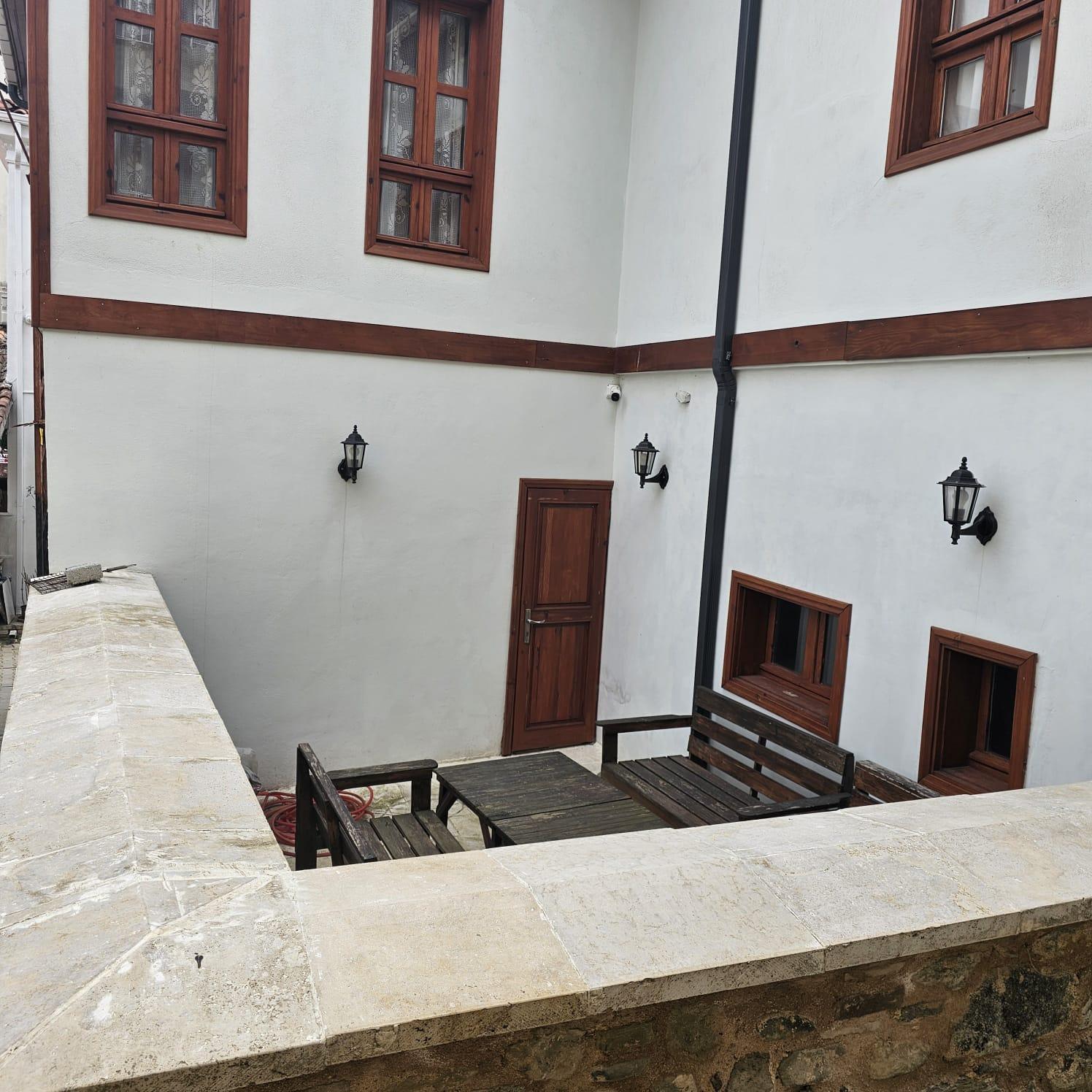 Private Mansion Experience with Peaceful Atmosphere — 5